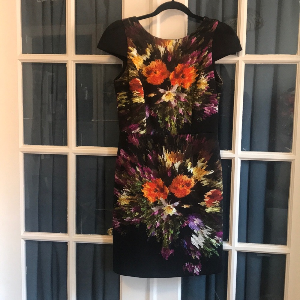 Maia Abstract Print Sheath Scuba Dress Size 6